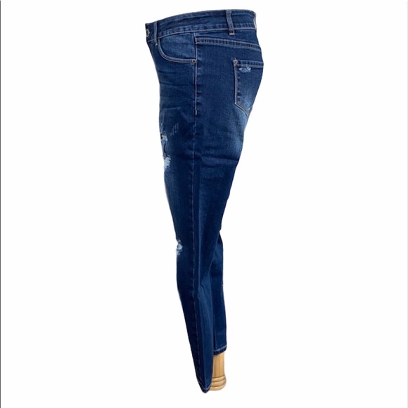 Distressed Skinny Jeans - Picture 14 of 16